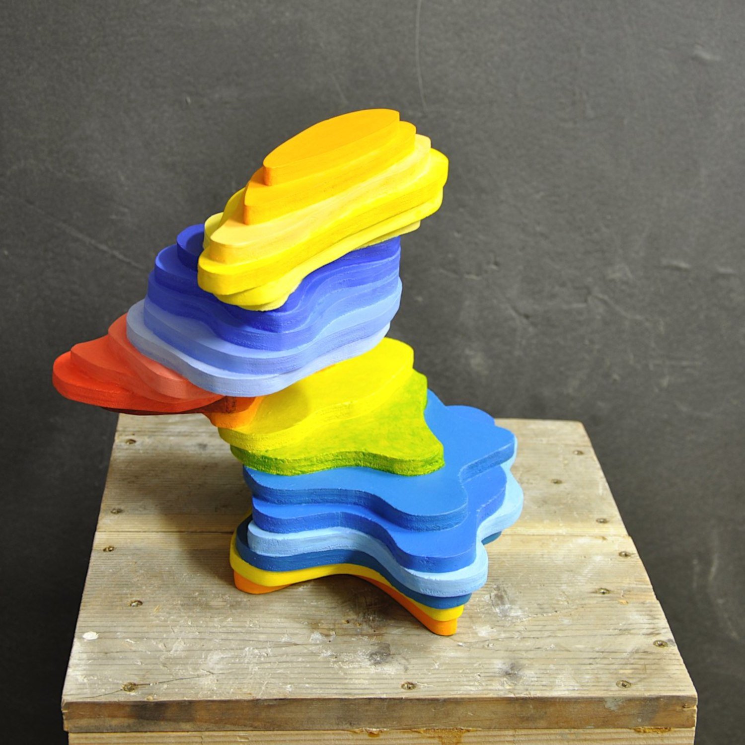 Sinfonia di primavera - wooden abstract sculpture